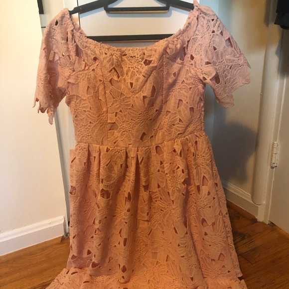 Three never worn dresses! - Picture 3 of 3